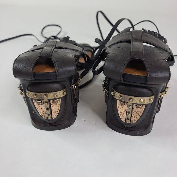 VALENTINO Black Leather Tribal Lace Up Sandals sz 37 / 7 - Picture 10 of 12